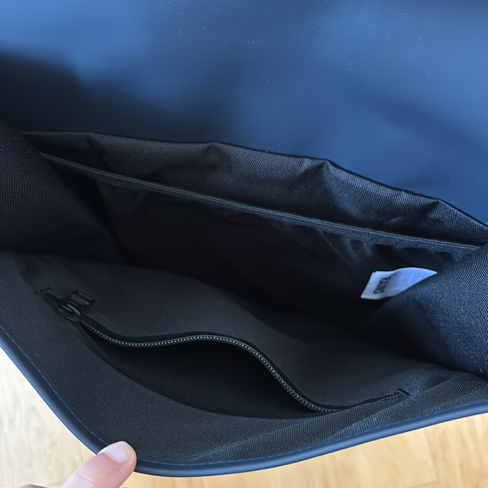 Rains Navy Backpack - image 5